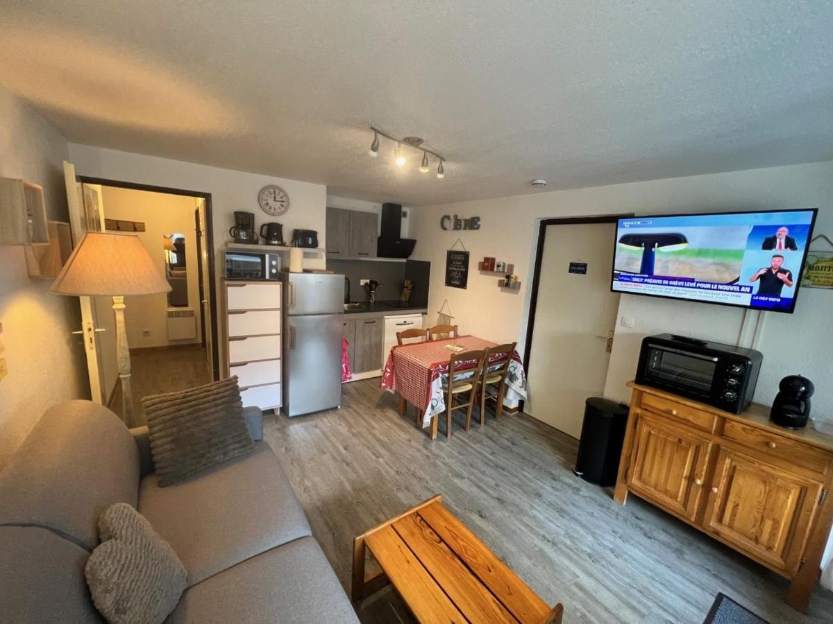 Appt T2 4 Pers Saint Lary Centre Village Parking Экстерьер фото